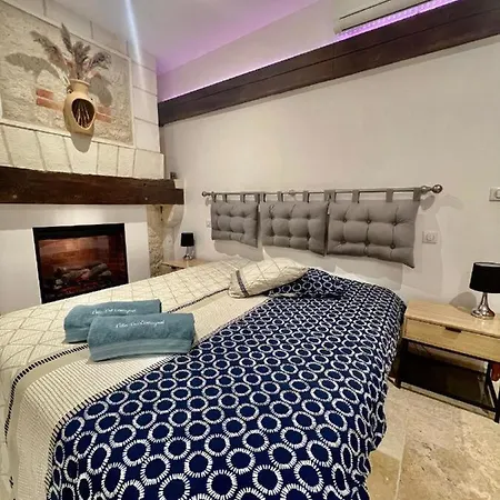 Vila Villa De 6 Chambres A Saint Nexans Avec Piscine Privee Jardin Clos Et Wifi