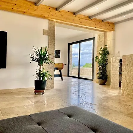 Villa De 6 Chambres A Saint Nexans Avec Piscine Privee Jardin Clos Et Wifi Vila *